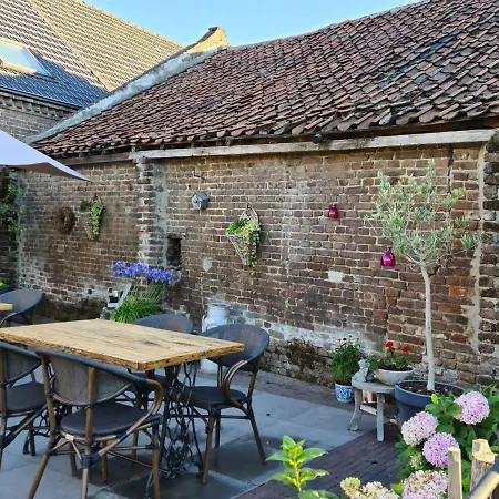 't Inj Отель типа 