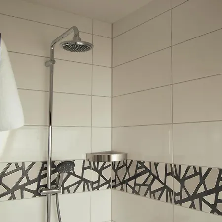 't Inj Oda ve Kahvaltı