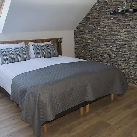 Oda ve Kahvaltı 't Inj Horn