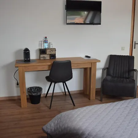 Alojamento de Acomodação e Pequeno-almoço 't Inj