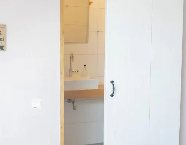 't Inj Bed & Breakfast Horn